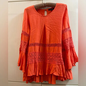 Cirana Tiered Flow Top blouse Bell Sleeves Crochet Insets red/ orange Size S